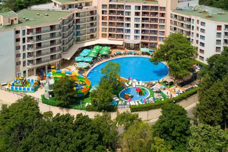 Rusalii 2024 Nisipurile de Aur Hotel 4* All Inclusive cu Aquapark si sezlonguri la plaja